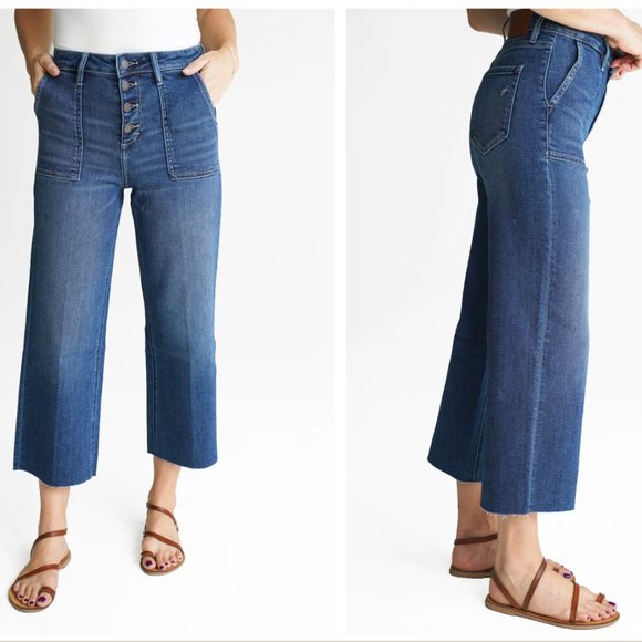 Carly Jean Los Angeles—Hendrix Jean - Picture 1 of 4